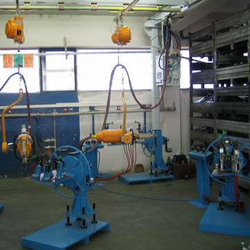 Complete welding workplace for manual resistance welding