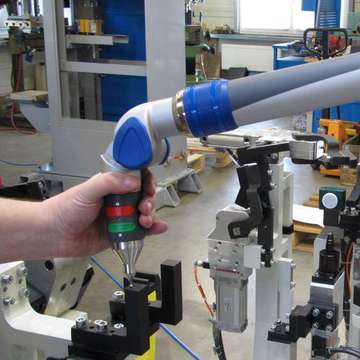 Set up and measurement of welding tools by measuring arm FARO